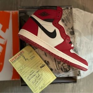 Nike Air Jordan Retro 1 Lost and Found